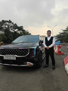 CHO THUE XE CARNIVAL 7 CHỖ